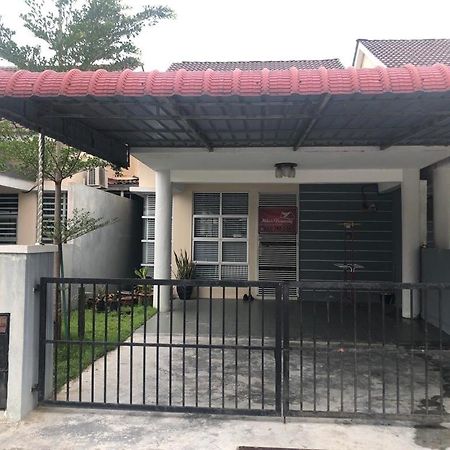Miker Homestay Seri Iskandar Exterior foto