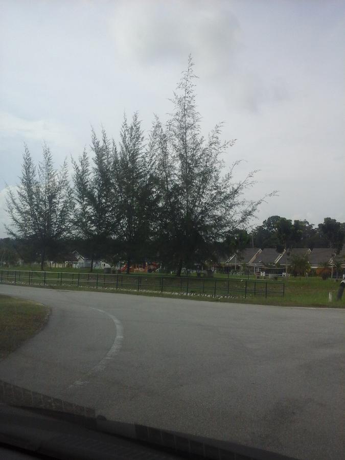 Miker Homestay Seri Iskandar Exterior foto
